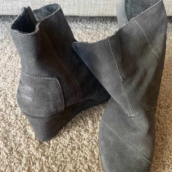 Toms 3" Wedge Booties - Picture 2 of 4